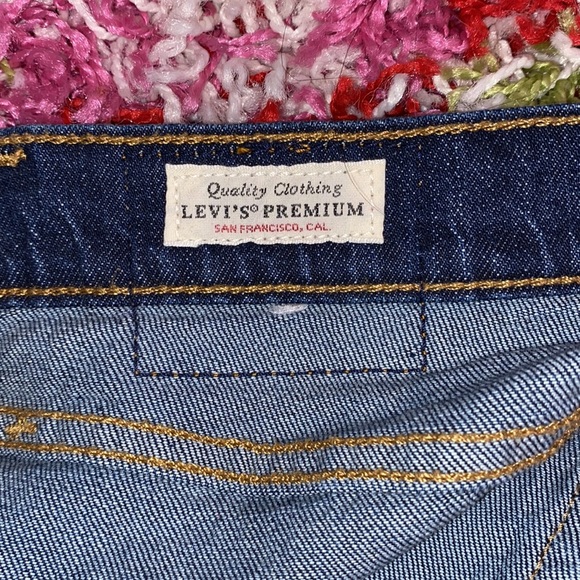 Levi’s 501 S Cropped Jeans - Picture 7 of 7